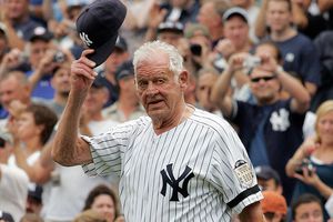 Falleció Don Larsen, único que ha lanzado un juego perfecto en Serie Mundial