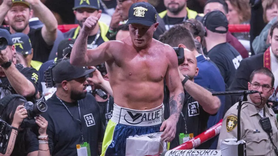 Canelo Álvarez podría tener su próxima pelea el 2 de mayo