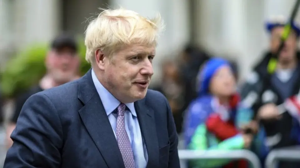 Primer ministro británico fue hospitalizado por COVID-19