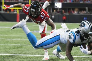 Panthers quedó eliminado de Playoffs con la derrota ante Falcons