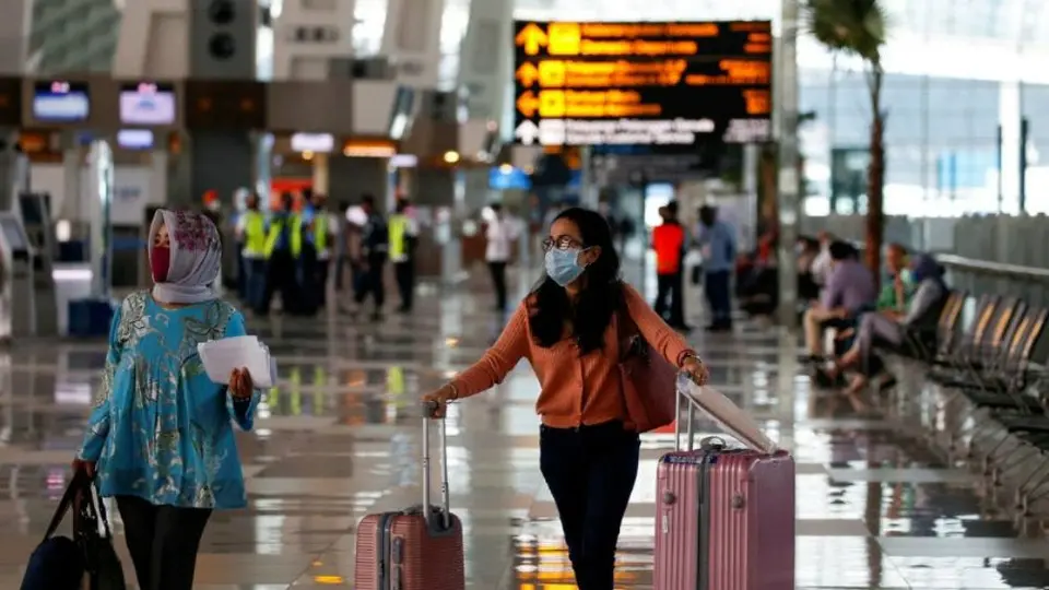 Italia reabrirá aeropuertos, cines y gimnasios tras disminución de contagios de Covid-19