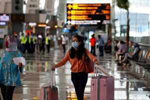 Italia reabrirá aeropuertos, cines y gimnasios tras disminución de contagios de Covid-19