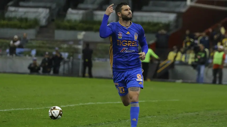 Gignac presumió nuevo look previo al partido contra América