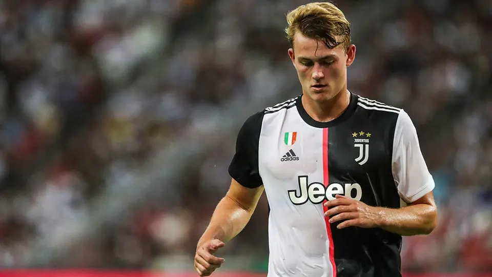 Mino Raiola: 'Barcelona trató a Matthijs de Ligt como un queso'