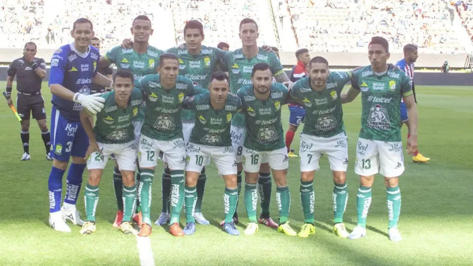 León: Un jugador y un miembro del staff dieron positivo por coronavirus