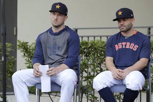 Estrellas de los Astros se disculparon por robo de señales en 2017