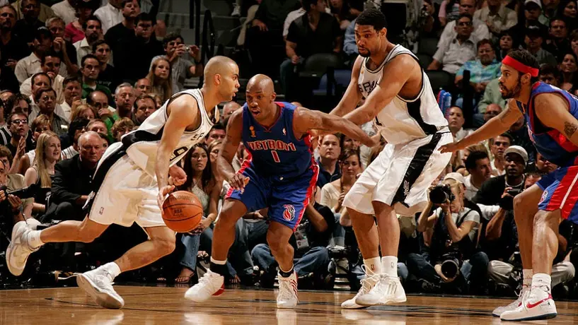 NBA reducirá salarios de ejecutivos por coronavirus