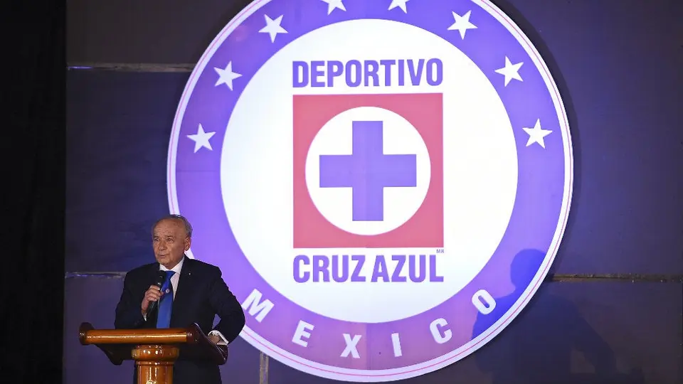 ¿Por qué Cruz Azul no ha presentado todavía a su director deportivo?