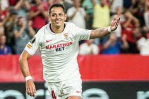Chicharito, nombrado 'embajador' de México en Sevilla