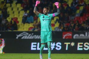 Jonathan Orozco ofreció reliquia a San Judas Tadeo por título con Santos