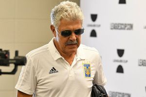 Afectado culpa a Tuca Ferretti de choque automovilistico