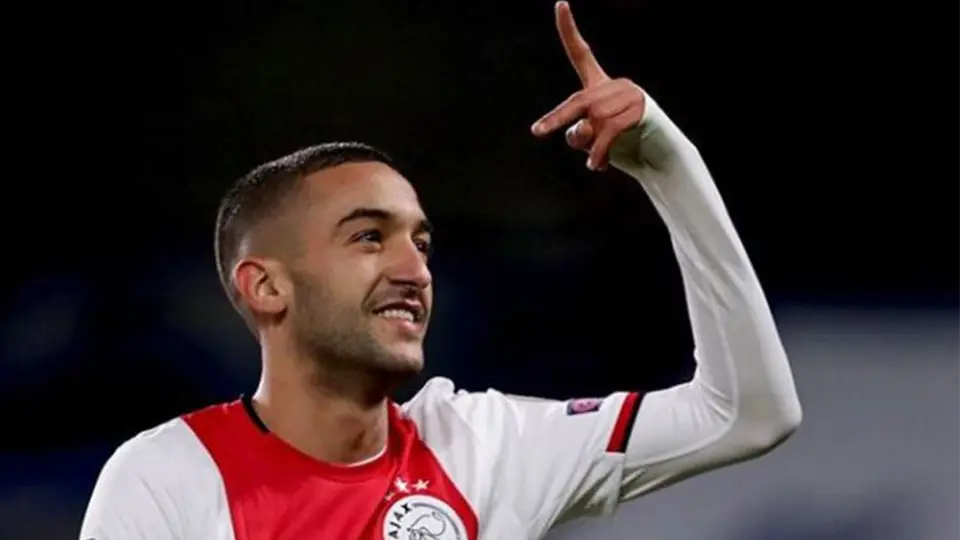 Hakim Ziyech, primer fichaje del Chelsea tras la sanción de FIFA