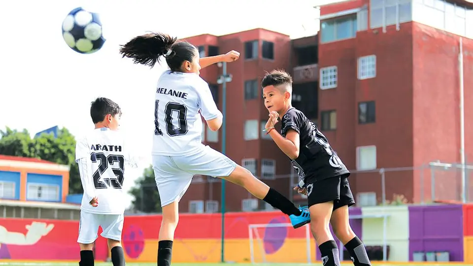 Futbol de Olimpiada Comunitaria busca 'salvar' a niños de la delincuencia