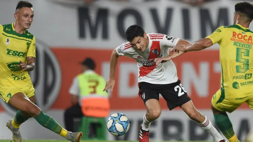 River Plate empató con Defensa y Justicia y comprometió el título de Argentina