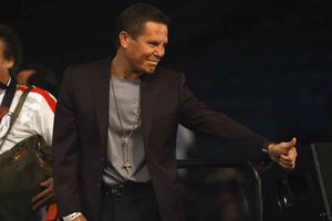 Héctor Suárez Gomís: 'Al calor de las Copas, JC Chávez regaló su Rolls Royce a mi papá'