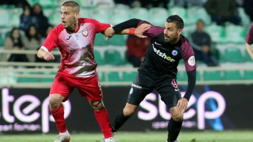 Liga de Grecia: Repunte de casos de Covid-19 suspendió partido del torneo recién reanudado