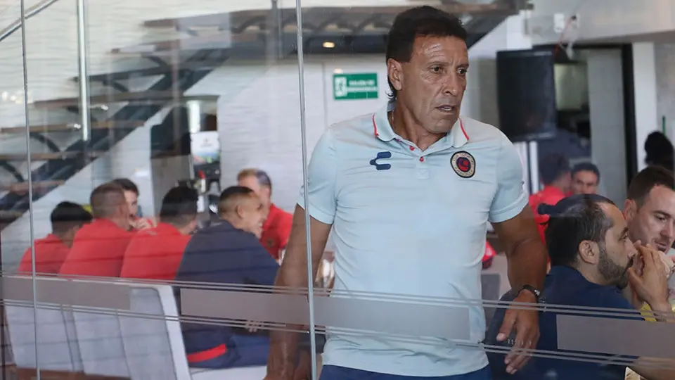 Américo Scatolaro, despedido como auxiliar de Veracruz por fricción con jugadores