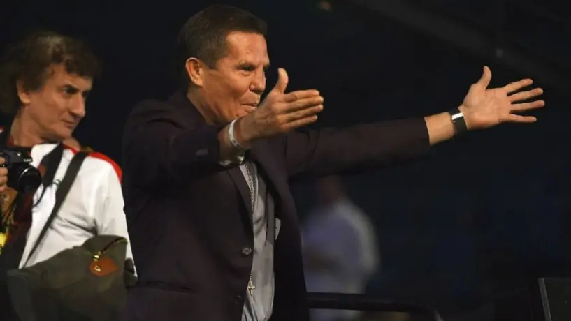 JC Chávez a Travieso: 'Dientón, hago pesas para ponerme como te gustan'