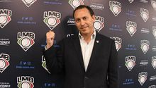 Horacio de la Vega fue presentado como presidente de la LMB