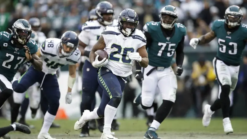Seattle venció a Philadelphia, con un Rashaad Penny en plan grande