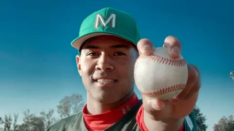 Jared Loyo, joven promesa de 16 años, firmó con los Philadelphia Phillies