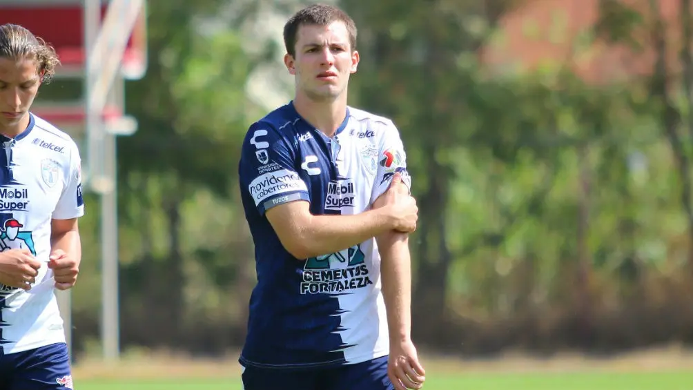 Eugenio Pizzuto en las fuerzas básicas del Pachuca | IMAGO7