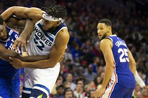 ¡Hubo golpes en duelo de la NBA entre 76ers y Timberwolves!