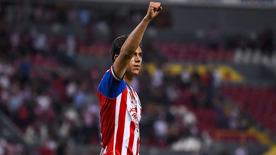 Coronavirus nos 'robó' un Memo Ochoa vs JJ Macías en el Chivas vs América