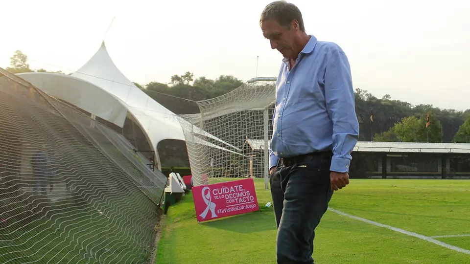 Ailton: 'Ares de Parga inició bien en Pumas, pero olvidó la parte futbolística'