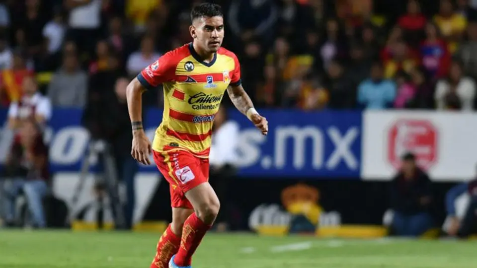 Rayados ficharía al defensa Sebastián Vegas