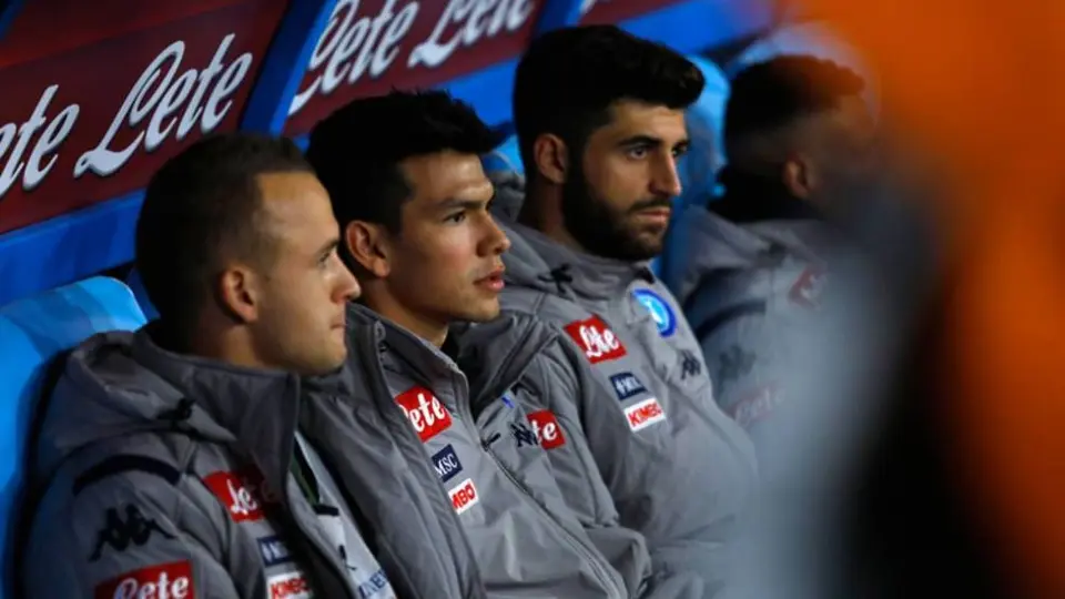 Medio italiano asegura que Chucky Lozano saldrá del Napoli en verano