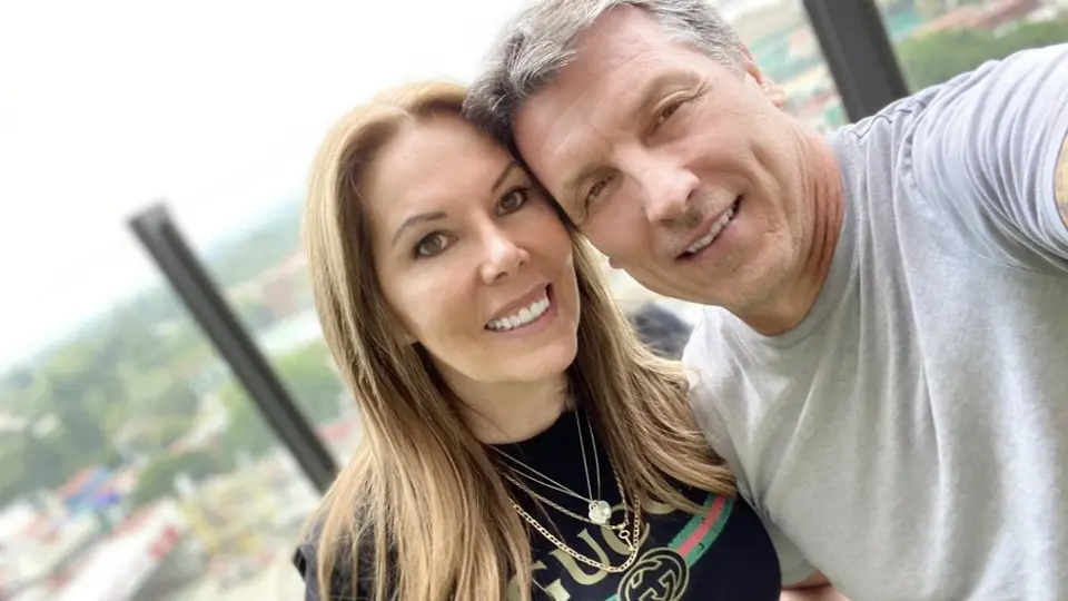 Robert Dante Siboldi felicitó a su esposa por 16 años de casados