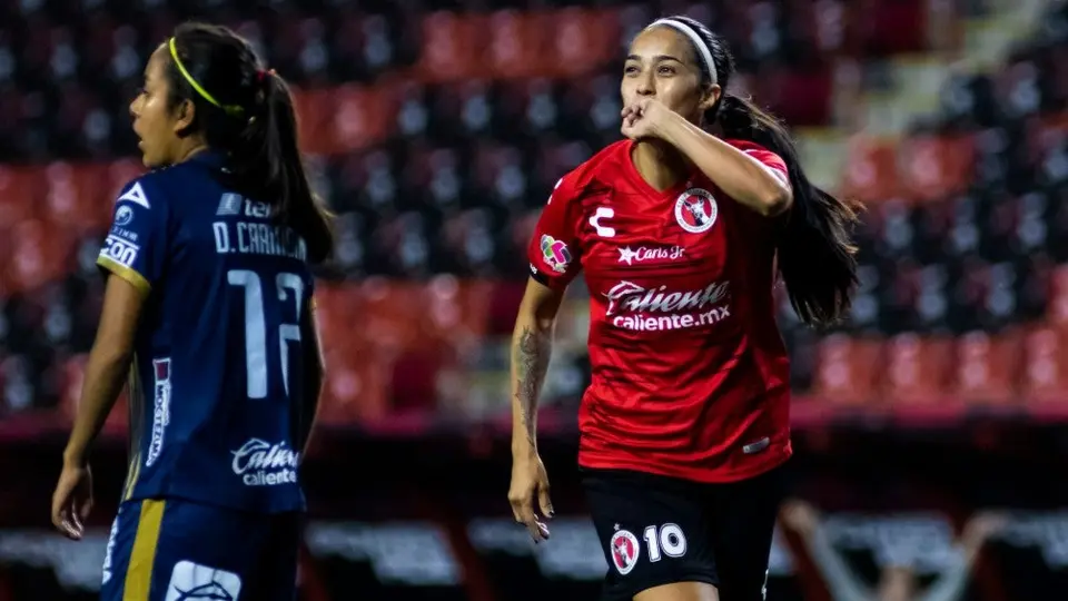 Conoce a las 16 jugadoras de doble nacionalidad que llegaron a Liga MX Femenil