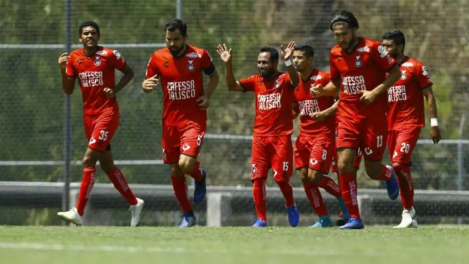 Liga Premier y Tercera División fueron canceladas tras emergencia sanitaria de Covid-19