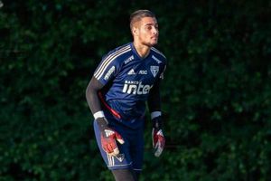 Portero brasileño admitió que agredió a esposa y ofreció disculpas a las mujeres