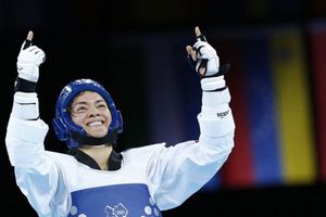María Espinoza se colgó la medalla de Oro en Abierto Mexicano de Taekwondo