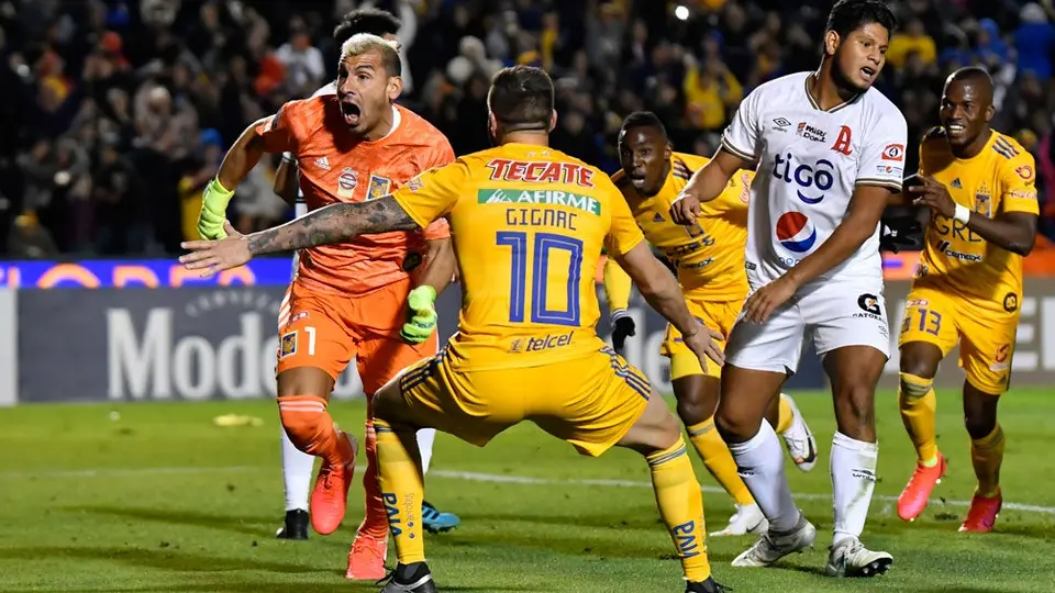 Gol dramático de Nahuel Guzmán dio pase a Tigres a Cuartos de Concachampions