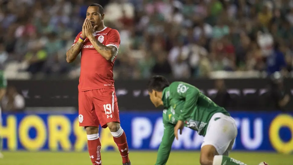 Toluca mostró su apoyo para Felipe Pardo ante insultos racistas