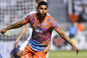 Alebrijes de Oaxaca encontró a aficionado a quien regalará una beca