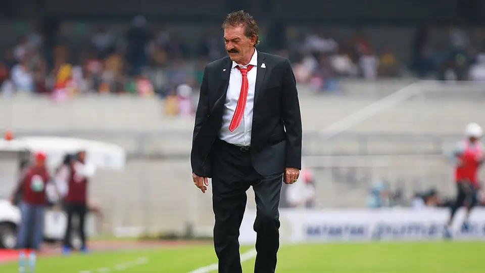Ricardo La Volpe lloró por eliminación del Tri ante Argentina en el Mundial de 2006