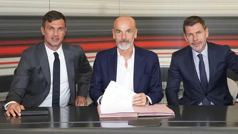 Milan hizo oficial la llegada de su nuevo director técnico