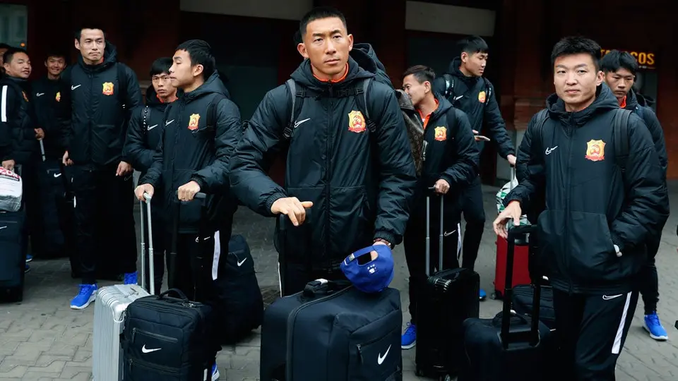 Equipo de futbol de Wuhan abandonó España debido al coronavirus