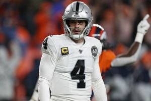 Raiders cayó ante Denver y sepultó sus esperanzas de Playoffs