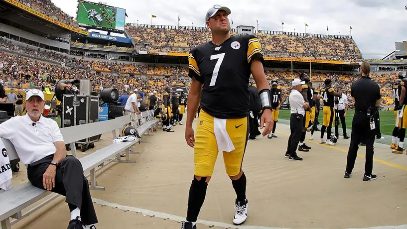 Ben Roethlisberger, fuera toda la temporada por lesión en el codo