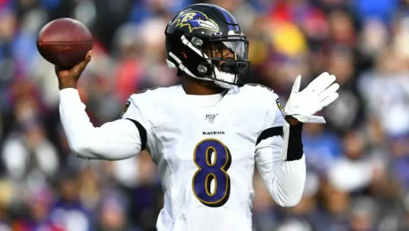 Lamar Jackson regaló Rolex a la línea ofensiva de Baltimore