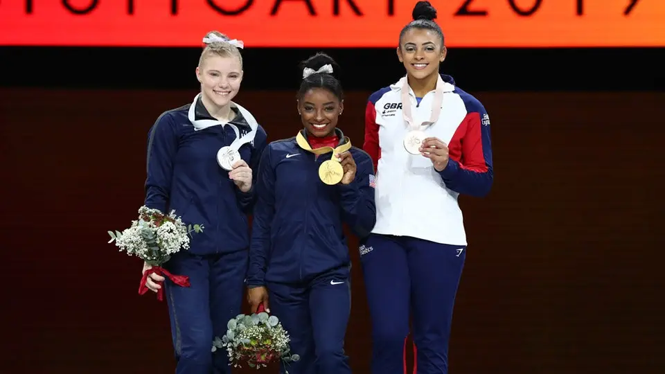Simone Biles igualó récord de medallas en Campeonato Mundial