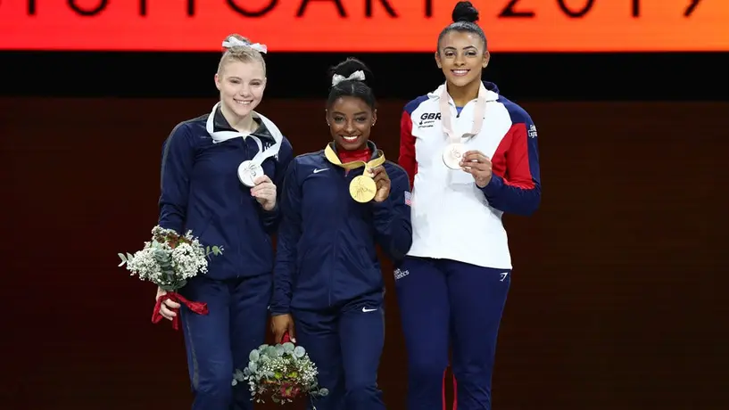 Simone Biles igualó récord de medallas en Campeonato Mundial