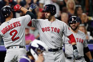 Red Sox, Cardinals y Cubs ofrecerán reembolsos a sus aficionados por coronavirus
