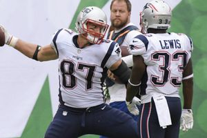 Rob Gronkowski, antiguo jugador de Patriots, se dijo "curado" de la CTE