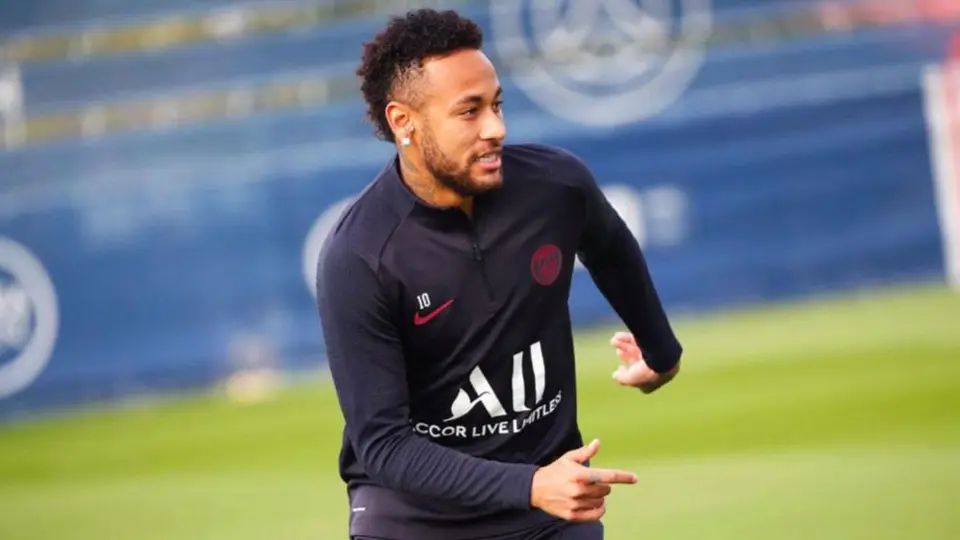 Neymar se habría negado a entrenar con PSG tras no ser convocado